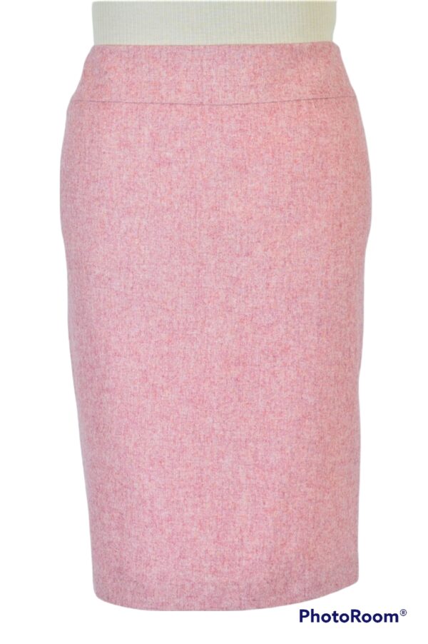 Pink woollen pencil skirt