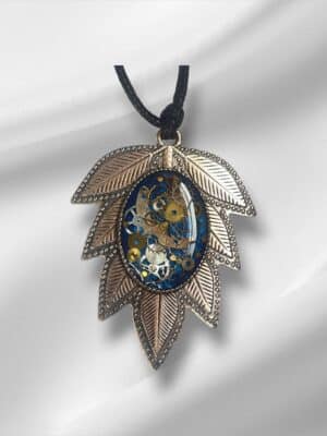 Sinine lehekujuline steampunk medaljon/kaelakee