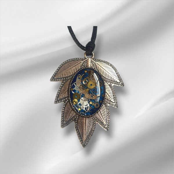 Sinine lehekujuline steampunk medaljon/kaelakee