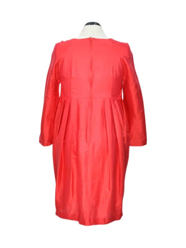 Elegant red silk dress - Image 2