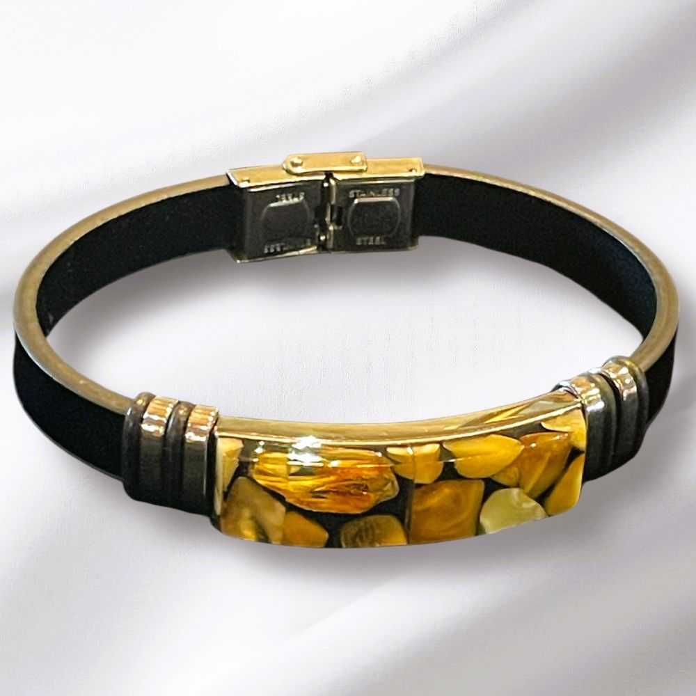 baltic amber bracelet in metsvintage boutique