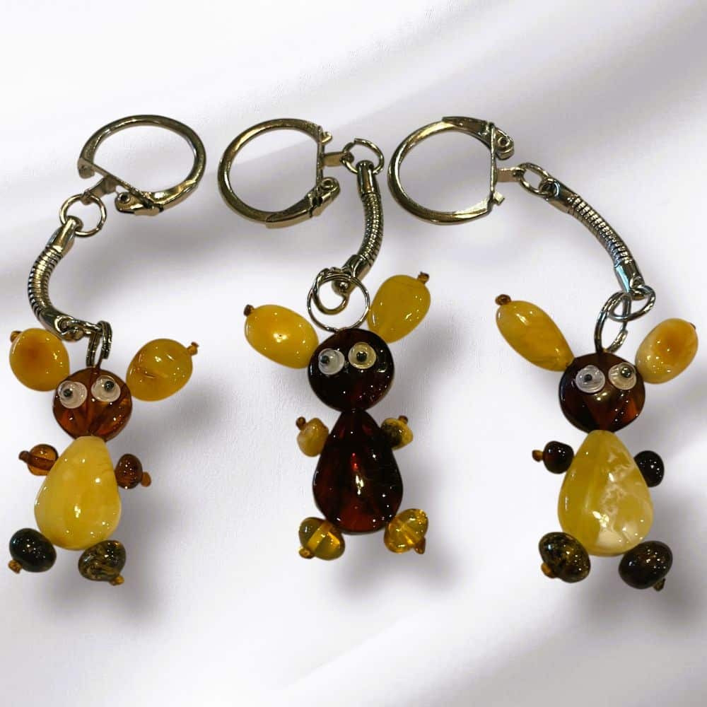 baltic amber keychains in metsvintage boutique